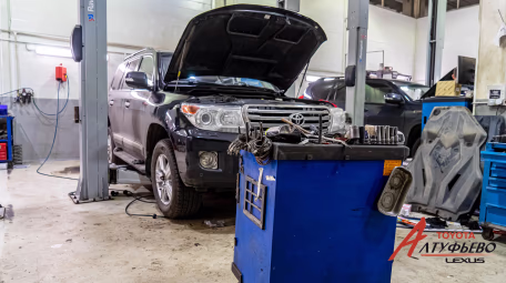 Карданная передача Toyota Land Cruiser 200