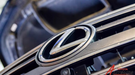 Обзор, ТО и ремонт фары на Lexus LX 450D