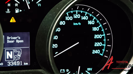 Удивительное – рядом: Toyota Land Cruiser 200 2007 г.в. с пробегом 34 000 км