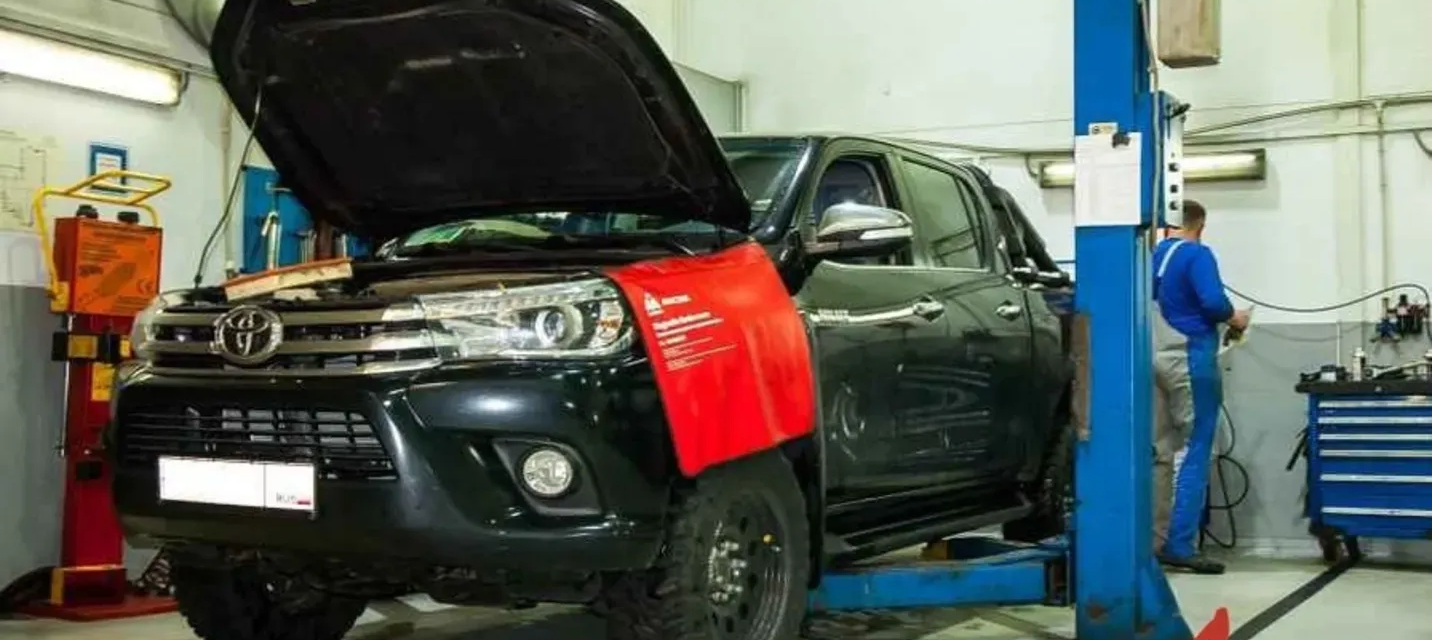 Как провести томный вечер пятницы с пользой – или – мойка радиаторов на Toyota Hilux