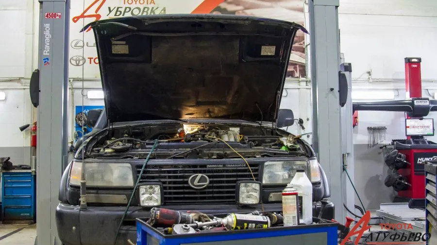 О полноразмерных внедорожниках Lexus LX 450