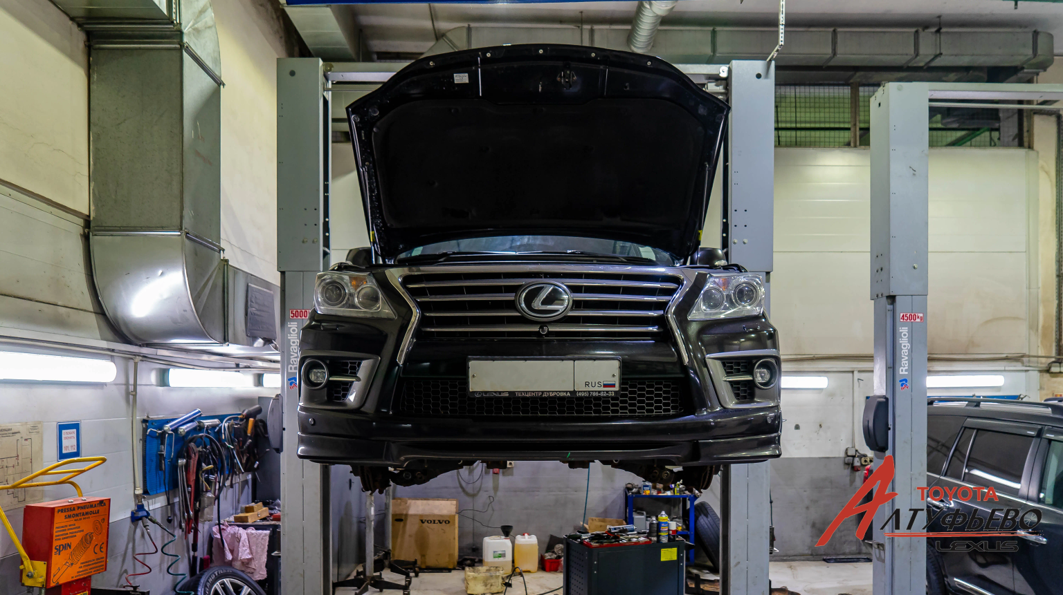 Обслуживание Lexus LX 570: что важно знать о гидроподвески